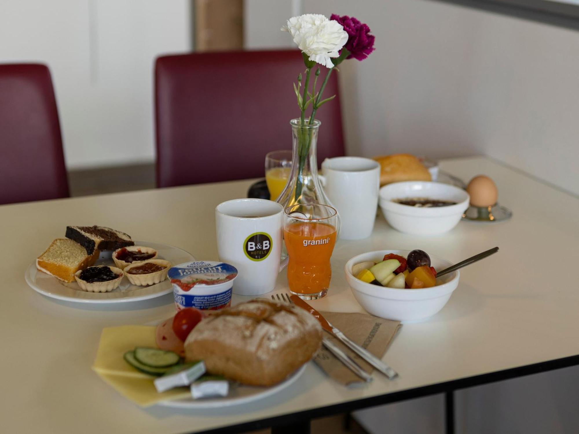 B&B Hotel Weimar Bagian luar foto